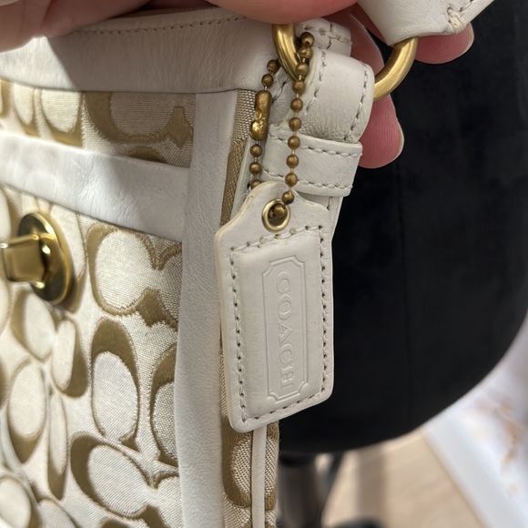 Coach Logo Crossbody Button Lock Inside Outside Pockets Cream Tan Leather Accent - Picture 2 of 10
